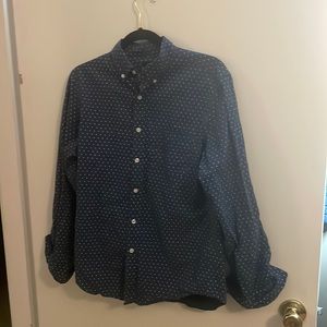 Blue men’s button-down with pocket J crew shirt sz s